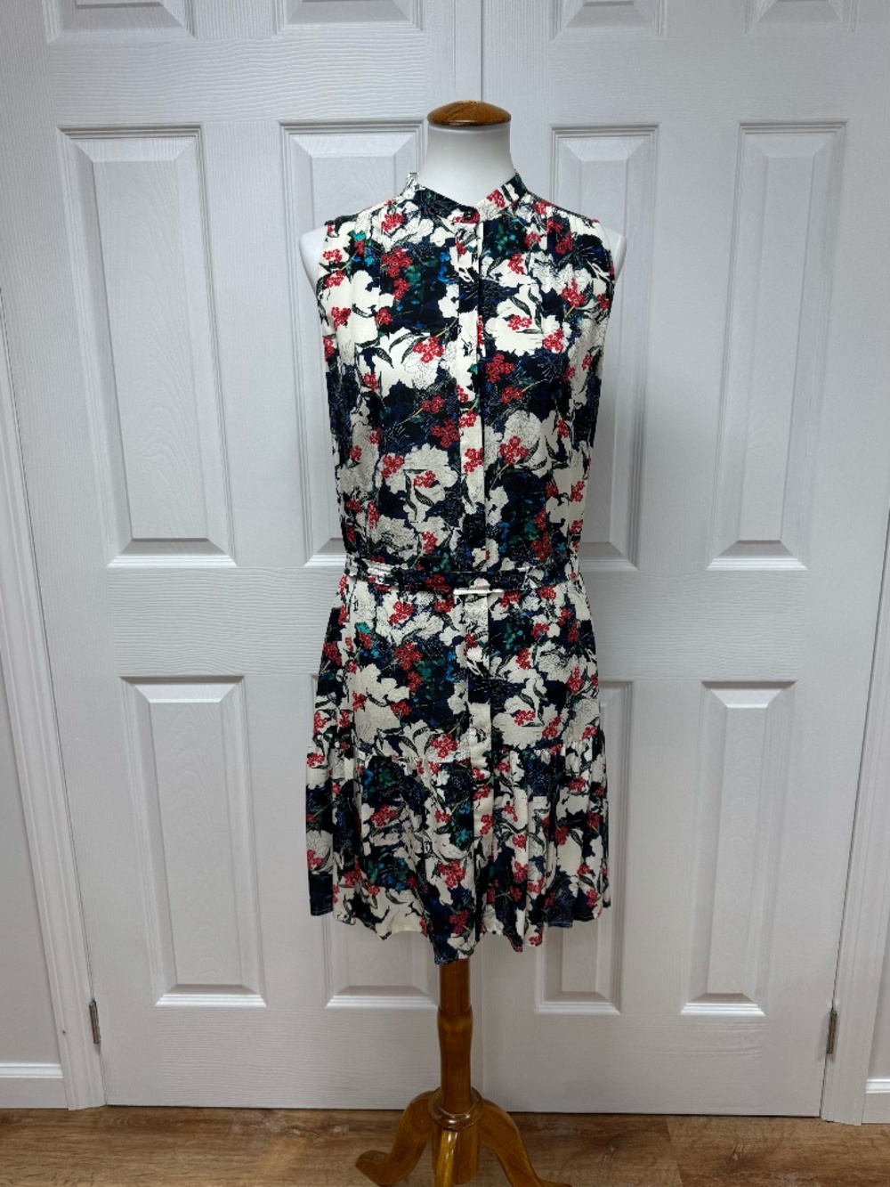 Saloni Abstract Floral Sleeveless Button Down Mandarin Collar Midi Dress-Size 6.